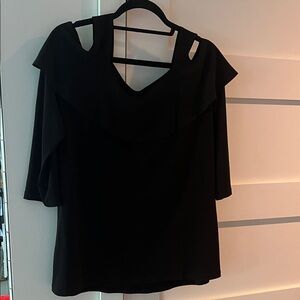 CLARA SUNWOO Elegant Black Cutout Top